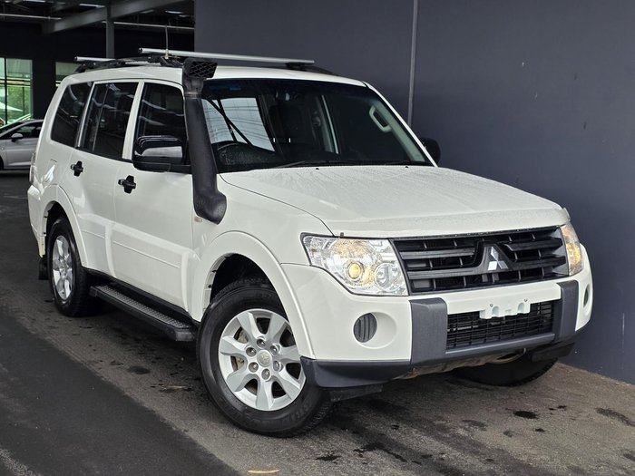 2011 Mitsubishi Pajero GLX