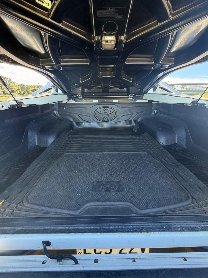2019 Toyota Hilux SR5