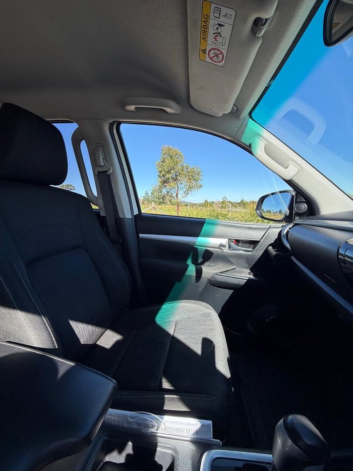 2019 Toyota Hilux SR5