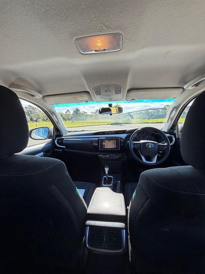 2019 Toyota Hilux SR5