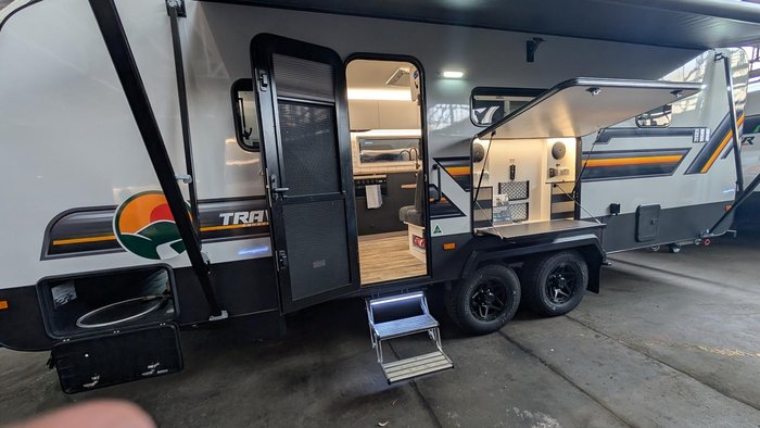 2025 Traveller Track 20' Bunk