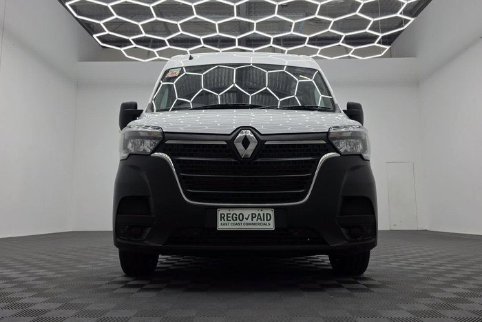 2022 Renault Master