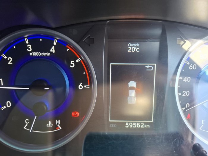 2017 Toyota Hilux SR5