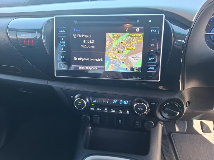 2017 Toyota Hilux SR5
