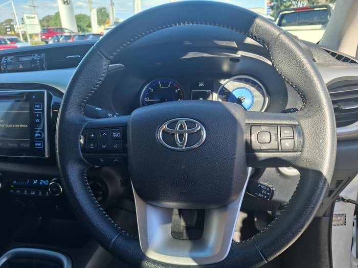 2017 Toyota Hilux SR5
