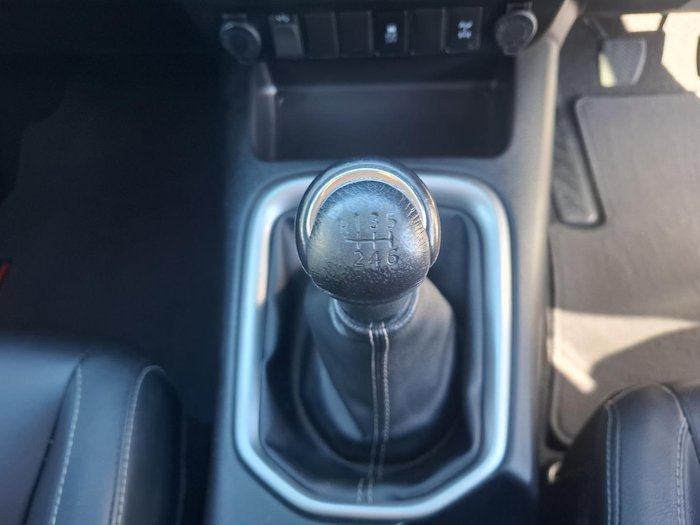 2017 Toyota Hilux SR5