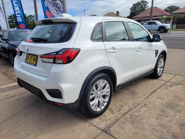 2024 Mitsubishi ASX ES