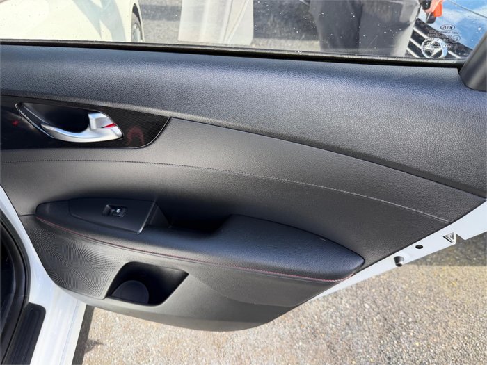 2019 KIA CERATO GT SAFETY PACK BD MY19 WHITE