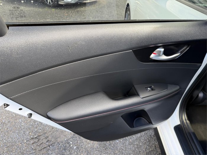 2019 KIA CERATO GT SAFETY PACK BD MY19 WHITE