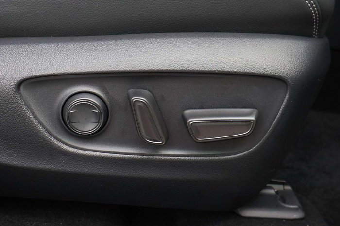 2025 Toyota RAV4 Cruiser