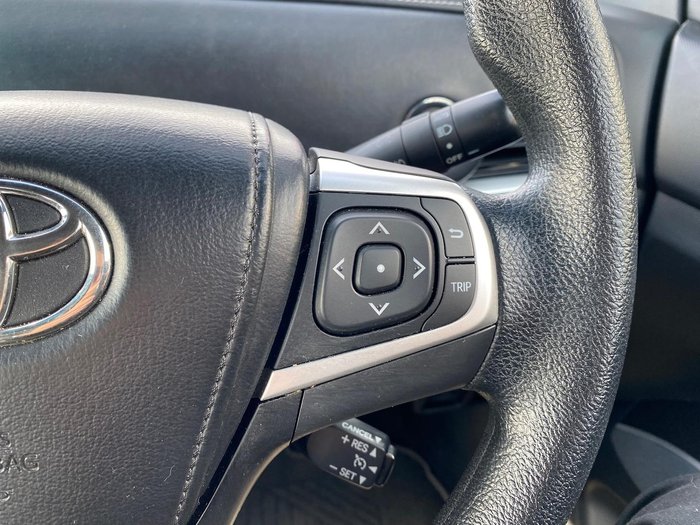 2018 Toyota Tarago GLi