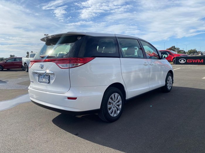 2018 Toyota Tarago GLi