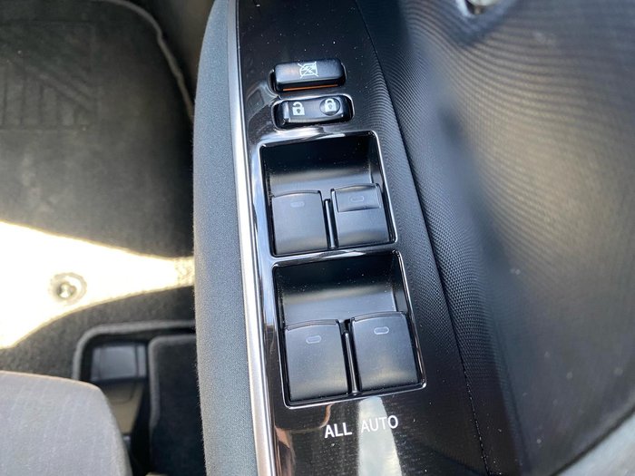 2018 Toyota Tarago GLi