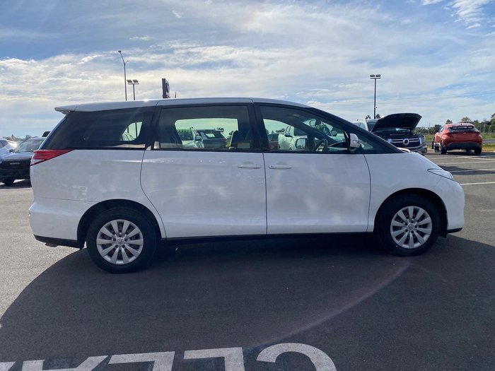 2018 Toyota Tarago GLi