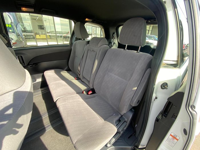 2018 Toyota Tarago GLi