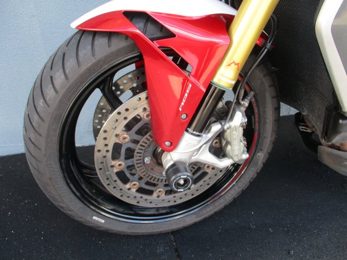 2016 M.V. AGUSTA BRUTALE 800 RR RED