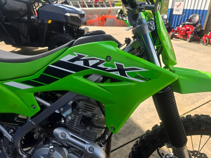 2025 Kawasaki KLX230R S Green