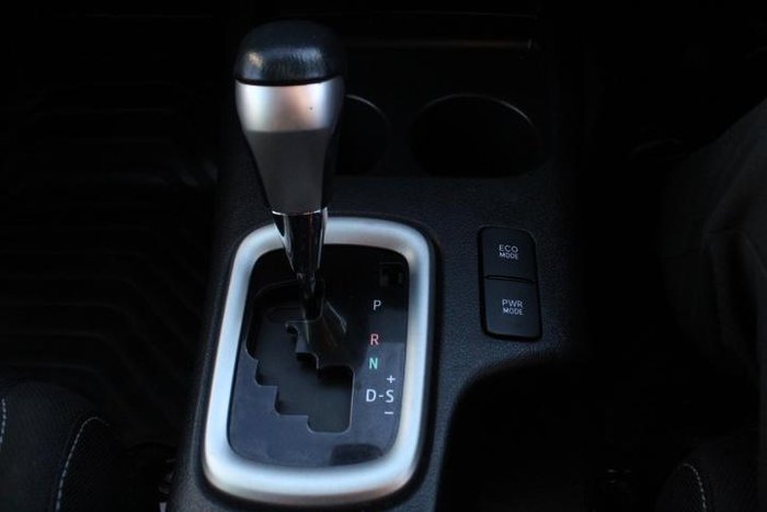 2021 Toyota Hilux SR5