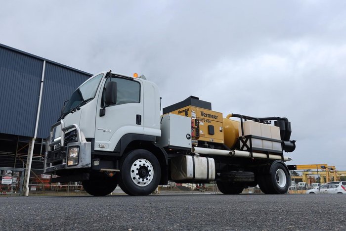 2017 Isuzu F Series FVD165-300