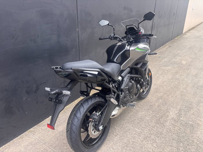 2026 Kawasaki 2026 Kawasaki 650CC VERSYS 650L KLE650HTFNW GREY