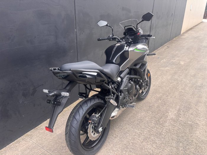 2026 Kawasaki 2026 Kawasaki 650CC VERSYS 650L KLE650HTFNW GREY