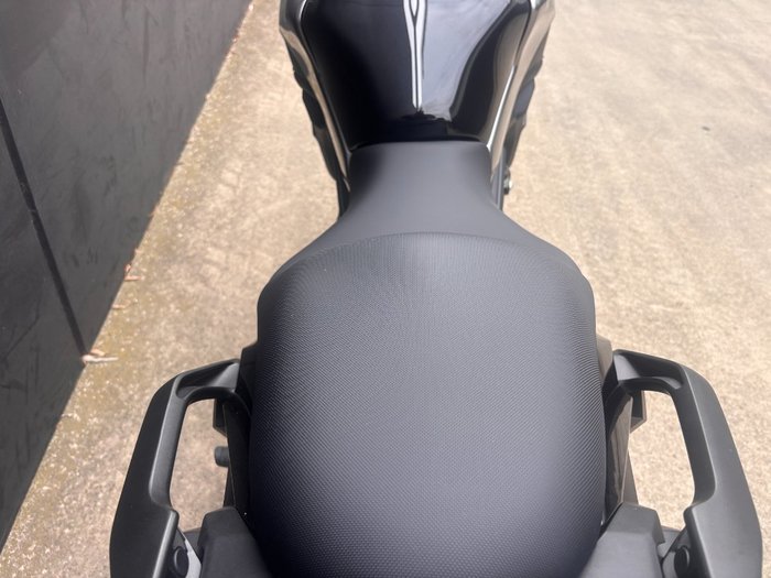 2026 Kawasaki 2026 Kawasaki 650CC VERSYS 650L KLE650HTFNW GREY