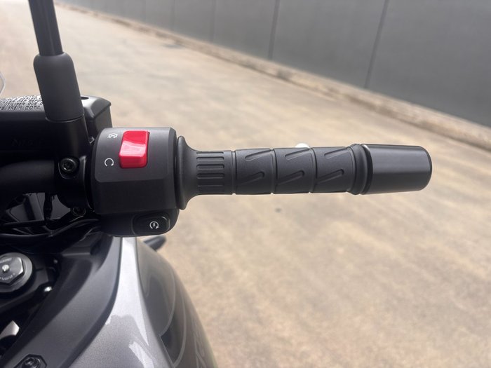 2026 Kawasaki 2026 Kawasaki 650CC VERSYS 650L KLE650HTFNW GREY