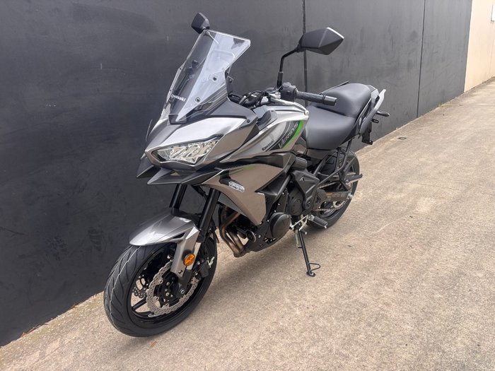 2026 Kawasaki 2026 Kawasaki 650CC VERSYS 650L KLE650HTFNW GREY