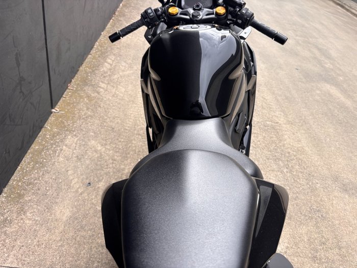 2025 Kawasaki NINJA 400 ZX-4R BLACK