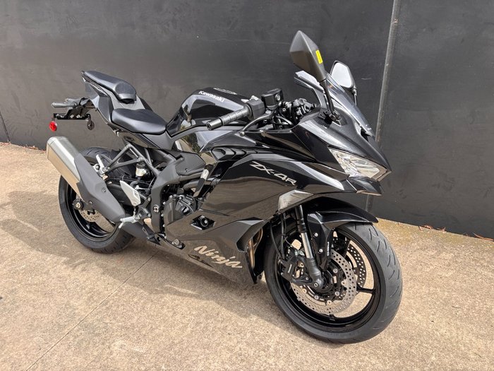 2025 Kawasaki NINJA 400 ZX-4R BLACK