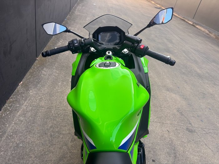 2026 Kawasaki NINJA 650L LIME GREEN