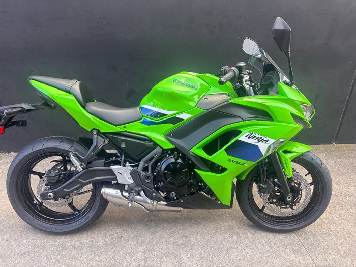 2026 Kawasaki NINJA 650L LIME GREEN