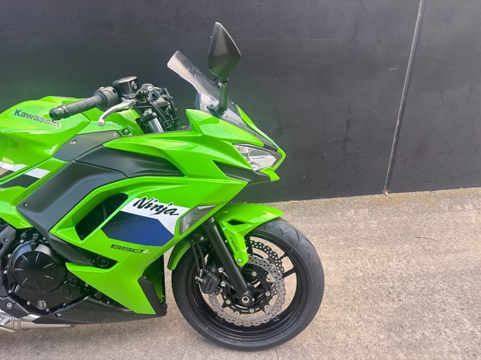 2026 Kawasaki NINJA 650L LIME GREEN