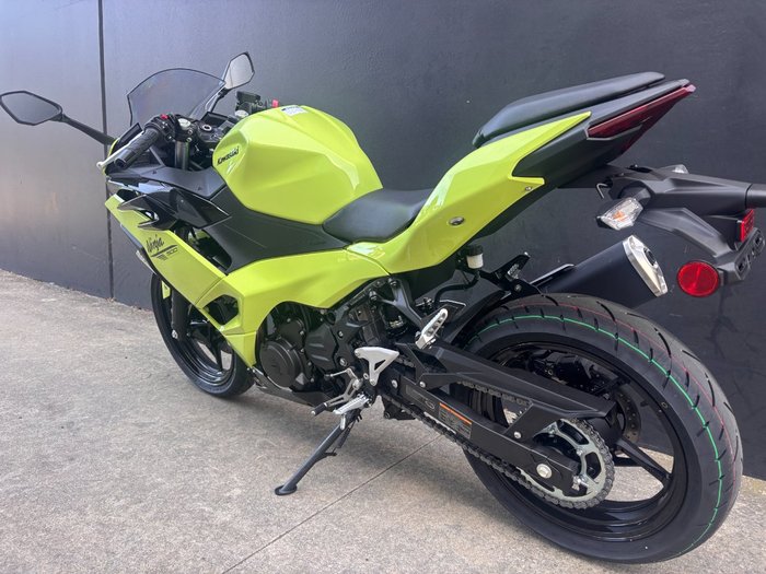 2026 Kawasaki 2026 Kawasaki 500CC NINJA 500 LAMS EX500GTFNW GREEN