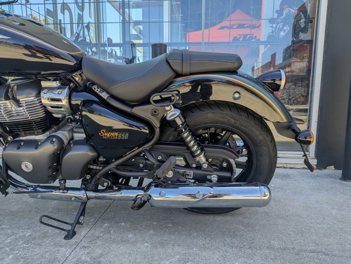 2026 Royal Enfield (see Also Enfiel 2026 Royal Enfield (see Also Enfiel 650CC SUPER METEOR 650 Road INTERSTELLAR GREEN