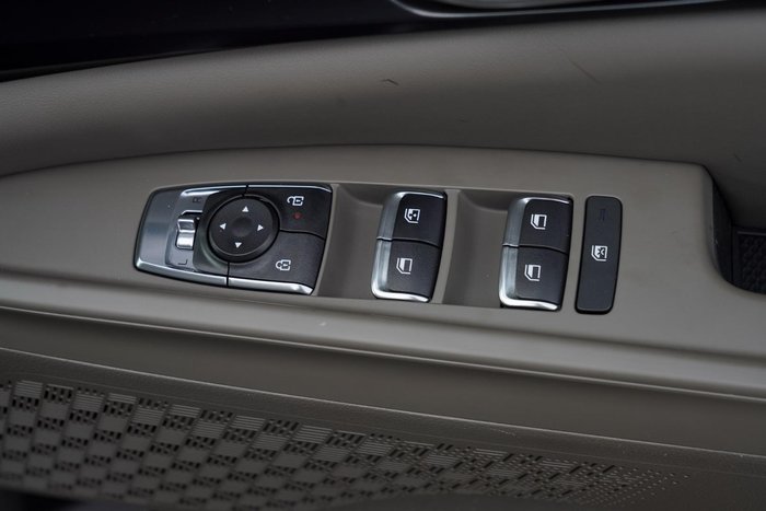 2025 Kia Carnival S