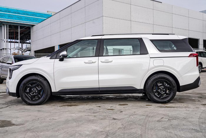 2025 Kia Carnival S