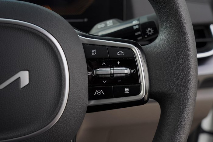 2025 Kia Carnival S
