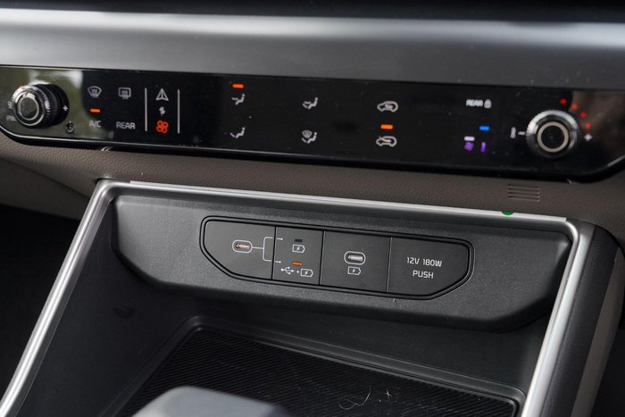 2025 Kia Carnival S
