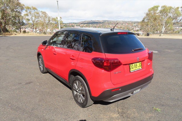 2021 Suzuki Vitara LY Series II Bright Red 5/Black Two Tone