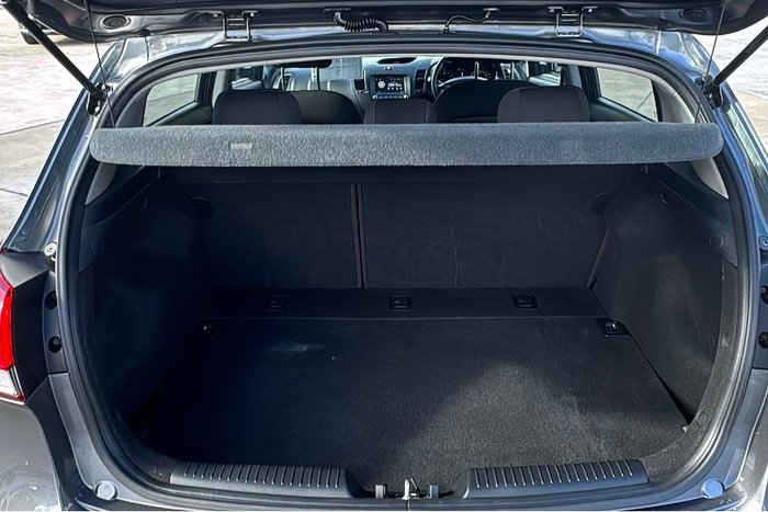 2017 Kia Cerato Si