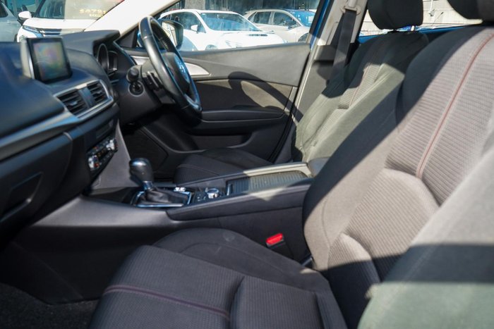 2017 Mazda 3 SP25