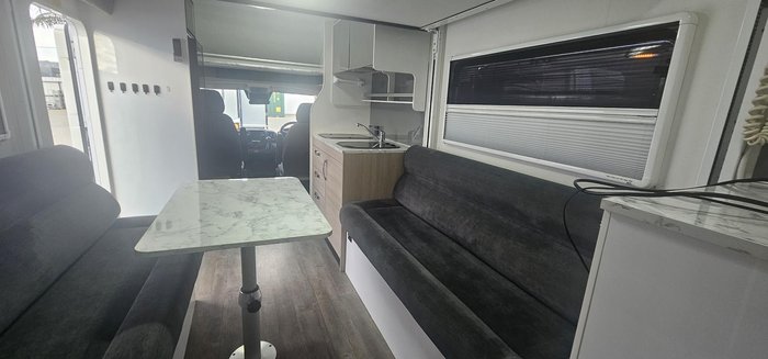 2022 Avida Leura