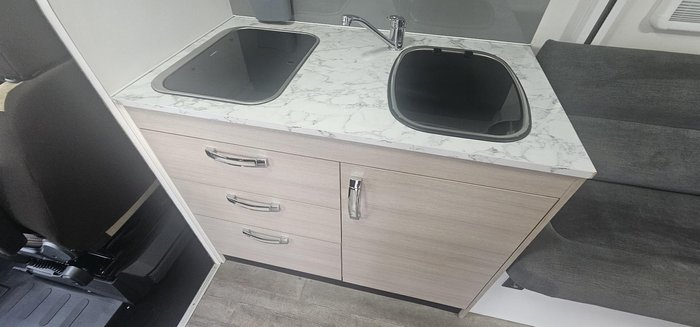 2022 Avida Leura