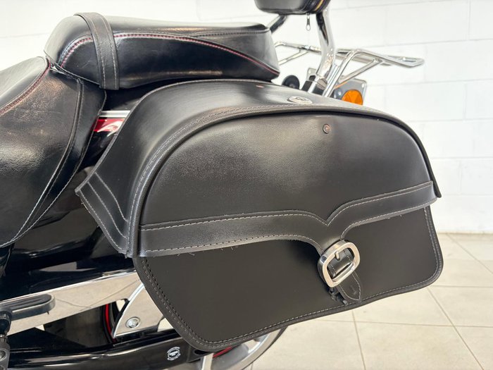 2013 Yamaha V-Star XVS1300A V-Star Black