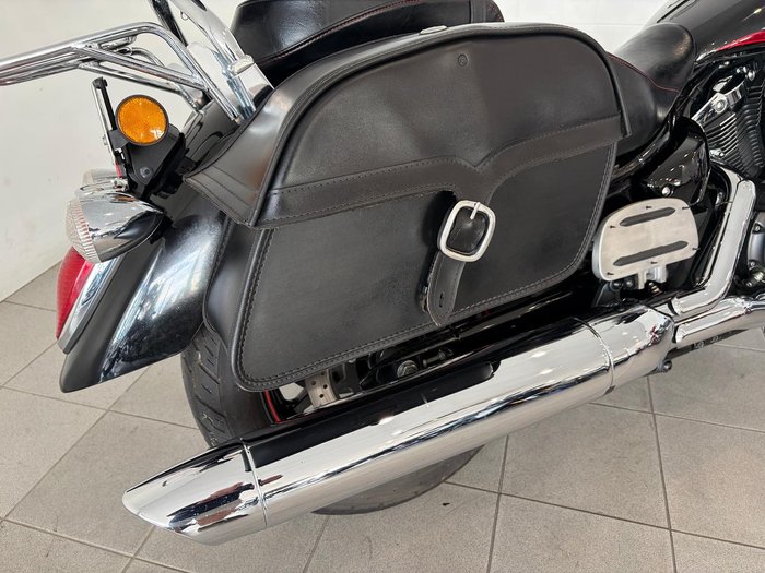 2013 Yamaha V-Star XVS1300A V-Star Black