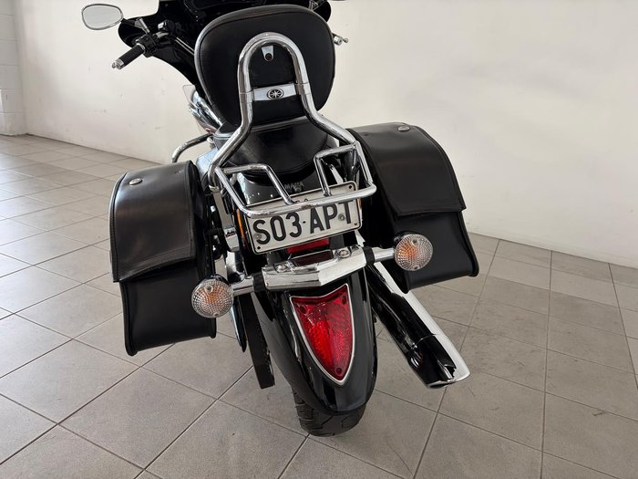 2013 Yamaha V-Star XVS1300A V-Star Black