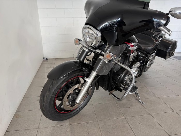 2013 Yamaha V-Star XVS1300A V-Star Black