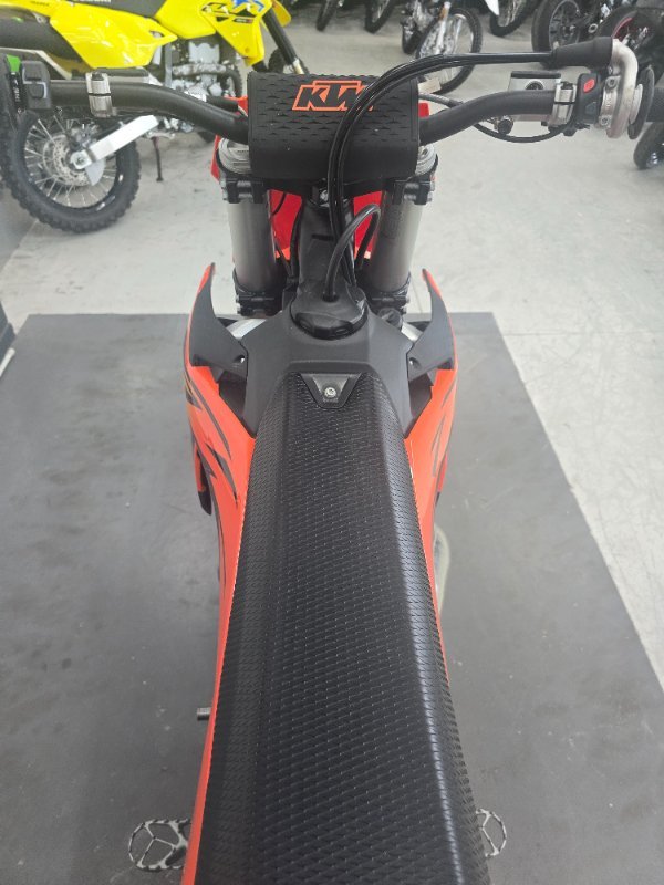 2026 Ktm 250 SX Orange