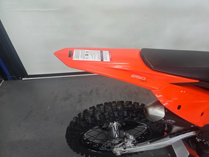 2026 Ktm 250 SX Orange